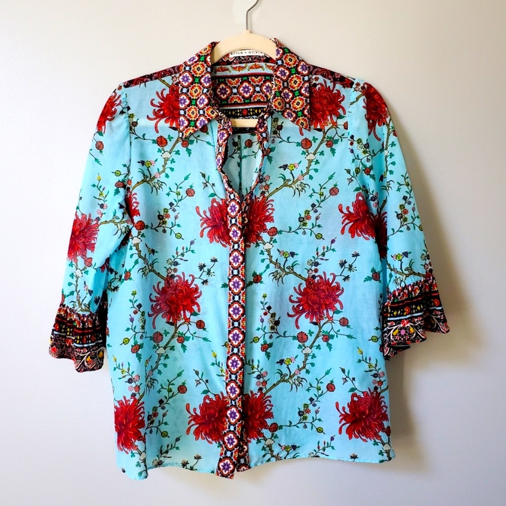 ALICE + OLIVIA | Blue & Red Rana Floral Short Sleeve Button Down Top | S